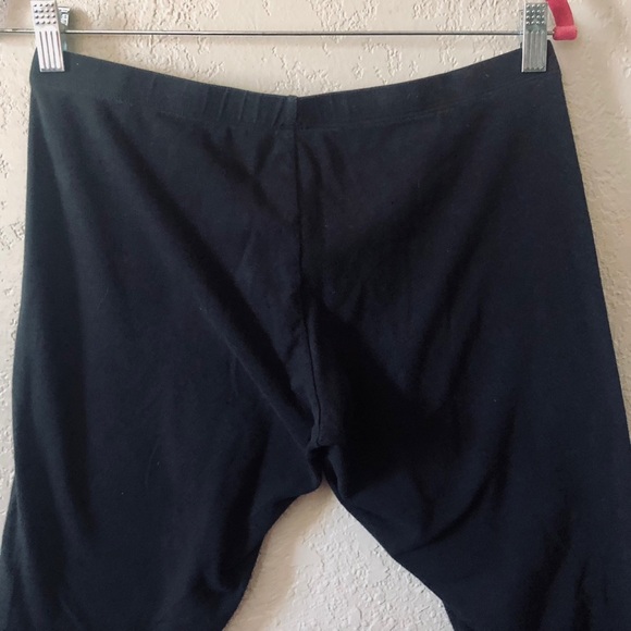 PICK A WINNER! VIKINGS🏈NFL Gear Minnesota Vikings 3/4 Length Leggings - Picture 7 of 11